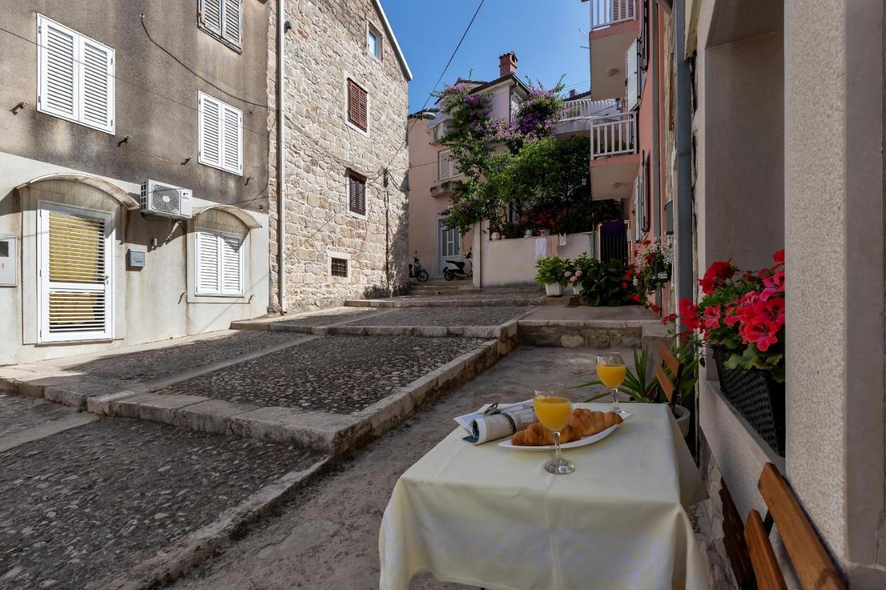 Luxury City Center Apartments Makarska Exterior photo